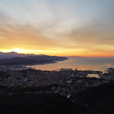 Il Riccio Tra I Castagni La Spezia